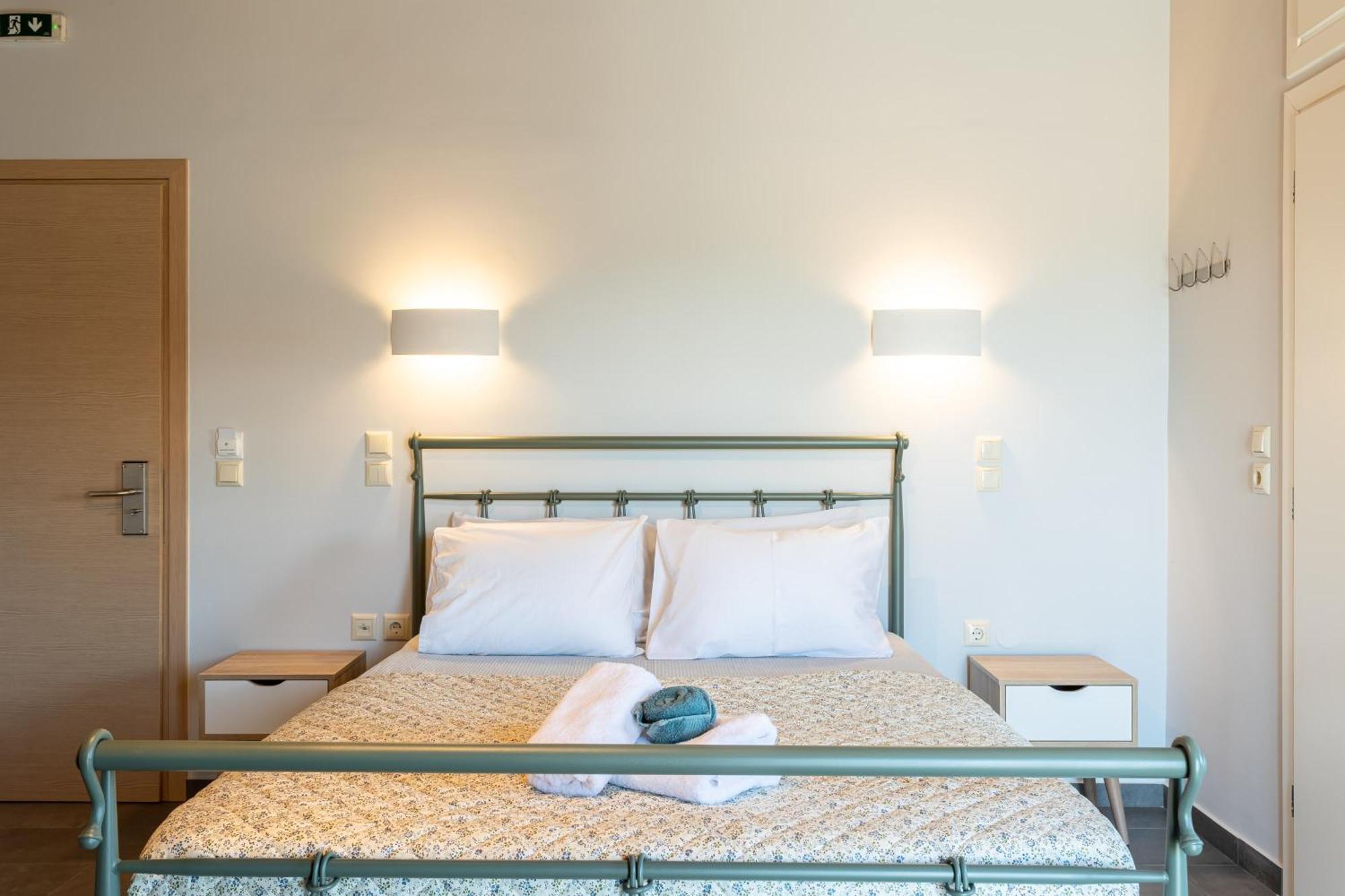 Petrino Serene Nests - Bright Getaways Kakovatos Ngoại thất bức ảnh